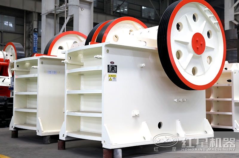 有老虎口之稱，破碎物料廣泛的顎破機(jī)